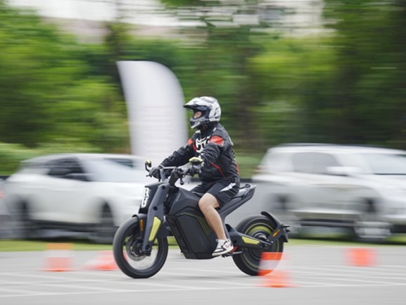 霓星国内布局持续向前 广纳人才与潜在车主